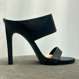 Le Chateau black high heel slip on mule sandal Sz 8